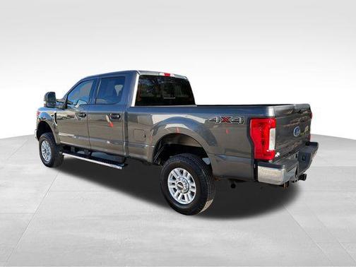 Magnetic 2019 Ford F-250 XLT
