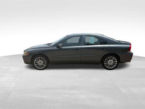 Gray 2008 Volvo S60 2.5T