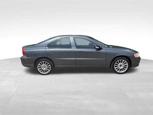 Gray 2008 Volvo S60 2.5T