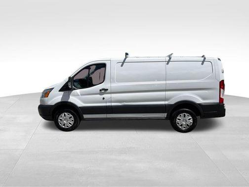 Oxford White 2016 Ford Transit-250 Base