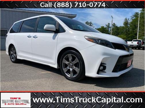 2019 Toyota Sienna SE