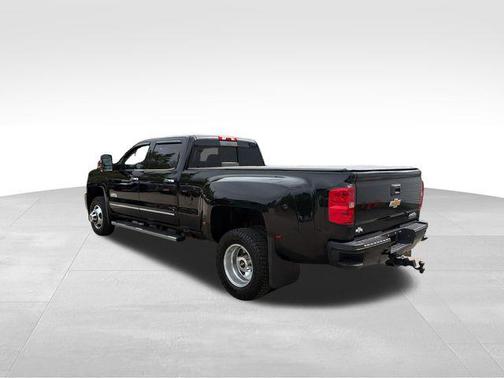 Black 2016 Chevrolet Silverado 3500 High Country