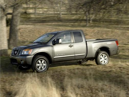 Smoke 2011 Nissan Titan Pro-4X