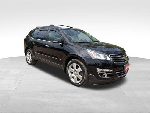 Mosaic Black Metallic 2017 Chevrolet Traverse Premier