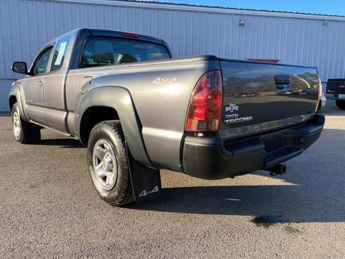 2013 Toyota Tacoma Base