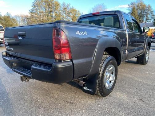 2013 Toyota Tacoma Base