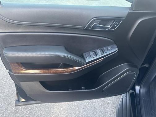 2020 Chevrolet Suburban LS