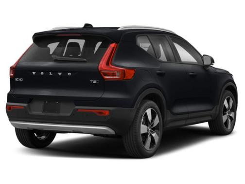 2020 Volvo XC40 T5 Momentum