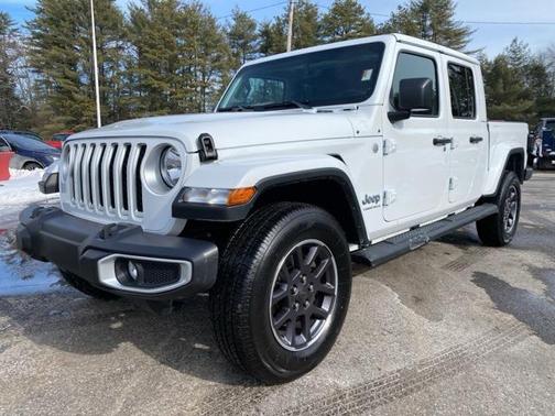 2023 Jeep Gladiator Overland
