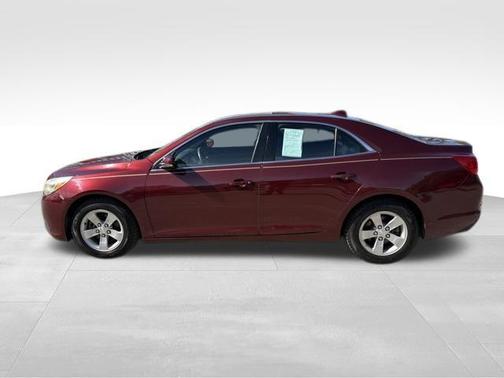Butte Red Metallic 2016 Chevrolet Malibu Limited LT