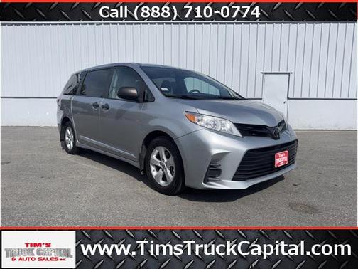 2020 Toyota Sienna SE
