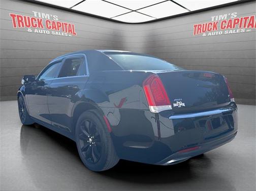 2015 Chrysler 300 Limited
