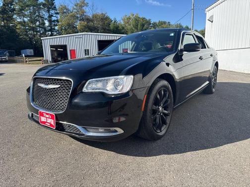 2015 Chrysler 300 Limited