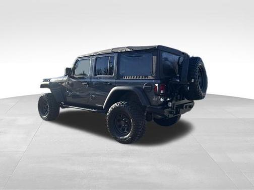 2018 Jeep Wrangler JK Sahara