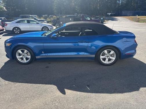 2017 Ford Mustang V6