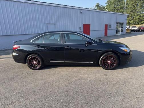 2017 Toyota Camry XLE