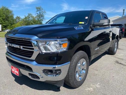 Photo 3 of 41 of 2021 RAM 1500 Big Horn