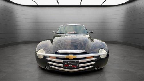 2004 Chevrolet SSR Base