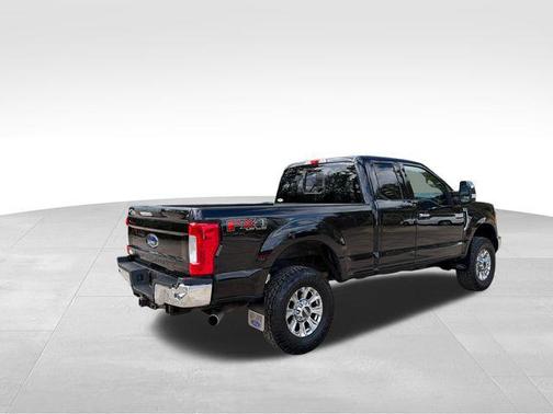 Black Metallic 2019 Ford F-250 XLT