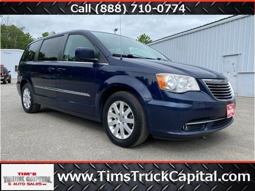 2013 Chrysler Town & Country Touring