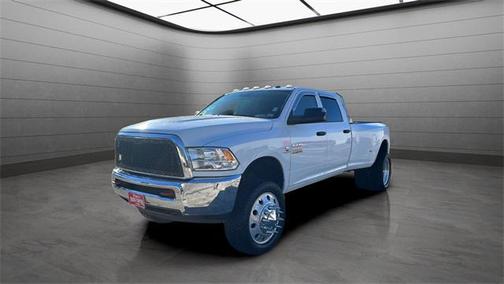 2018 RAM 3500 Tradesman Crew Cab 4x4 8' Box