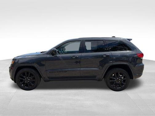 Rhino Clearcoat 2017 Jeep Grand Cherokee Altitude