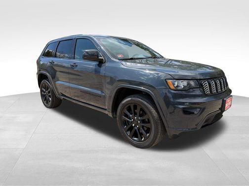 Rhino Clearcoat 2017 Jeep Grand Cherokee Altitude
