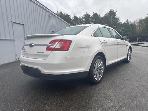 2011 Ford Taurus Limited