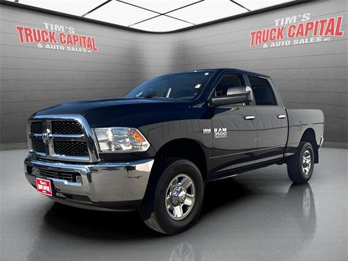 2018 RAM 3500 SLT Crew Cab 4x4 6'4' Box