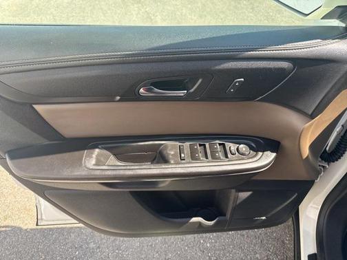 2015 GMC Acadia SLT-1