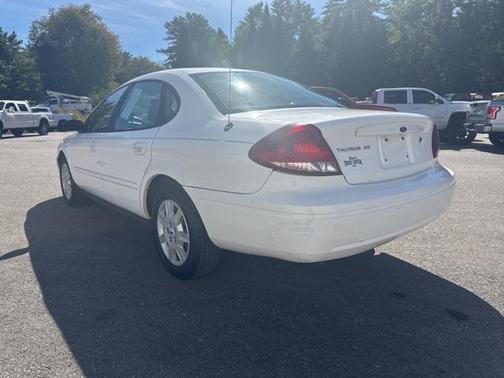 2007 Ford Taurus SE