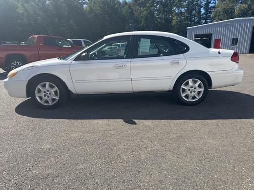 2007 Ford Taurus SE