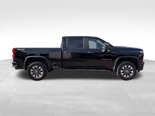 Black 2021 Chevrolet Silverado 2500 Custom