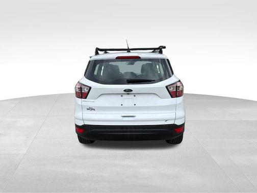 Oxford White 2017 Ford Escape S
