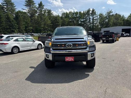 2017 Toyota Tundra SR5