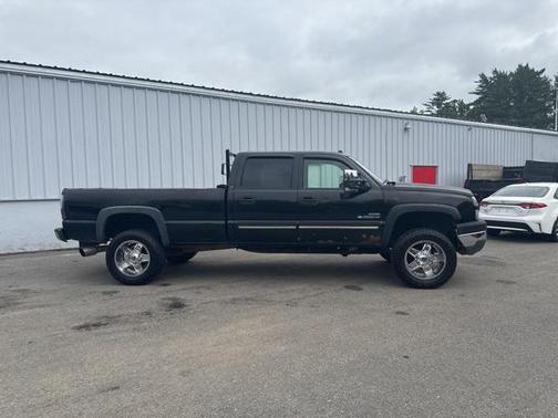 2005 Chevrolet Silverado 2500 LT H/D Crew Cab
