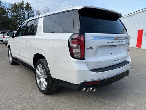 2021 Chevrolet Suburban 4WD High Country