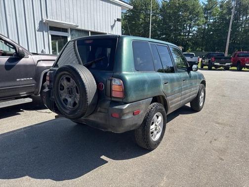 2000 Toyota RAV4 Base