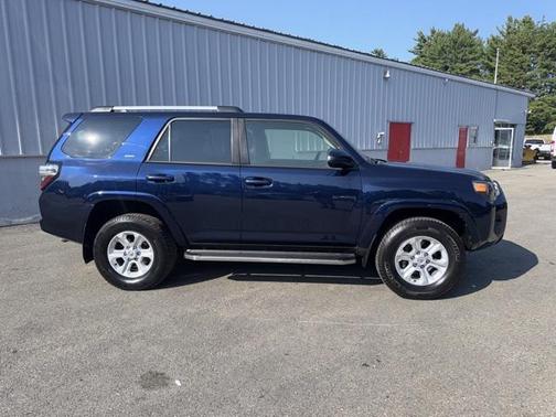 2022 Toyota 4Runner SR5