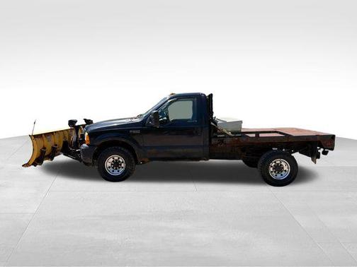 Black 1999 Ford F-350 XLT
