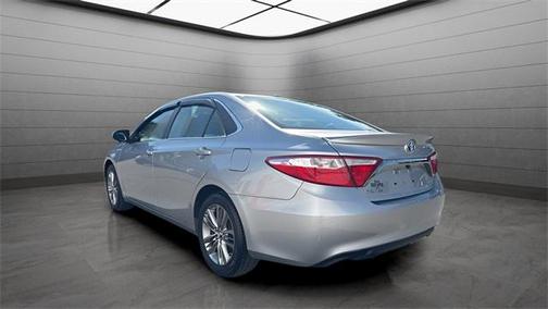 2015 Toyota Camry Hybrid SE