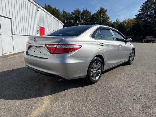 2015 Toyota Camry Hybrid SE