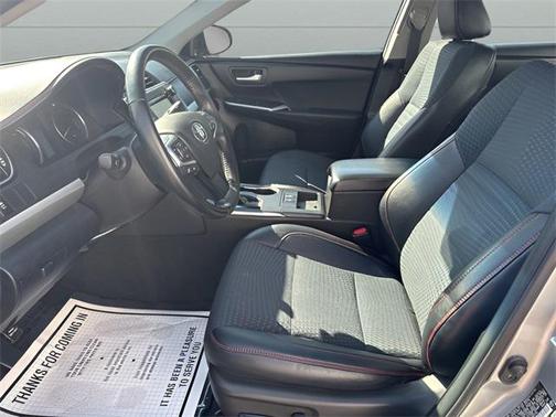 2015 Toyota Camry Hybrid SE