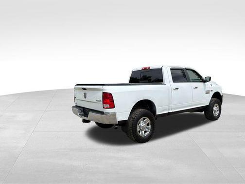 Bright White Clearcoat 2017 RAM 2500 SLT Crew Cab 4x4 6'4' Box