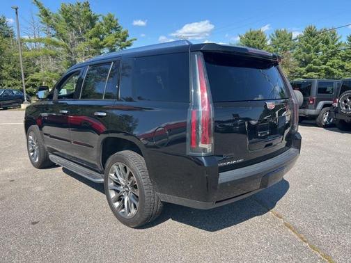 2020 Cadillac Escalade Luxury