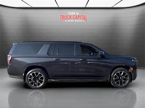 2022 Chevrolet Suburban RST
