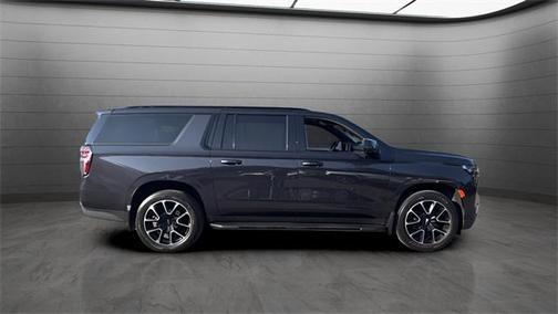 2022 Chevrolet Suburban RST