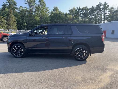 2022 Chevrolet Suburban RST