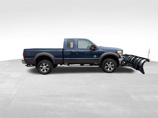 Blue 2016 Ford F-350 Lariat