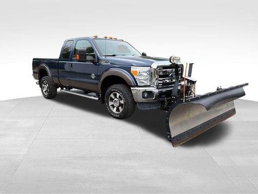 Blue 2016 Ford F-350 Lariat